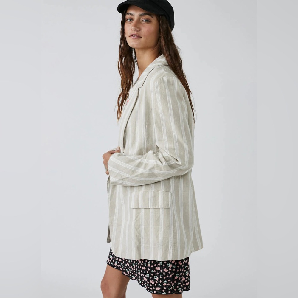 NEW FREE PEOPLE fern blazer in dusty beige $198‎ cotton cinched with tag small - Picture 3 of 9